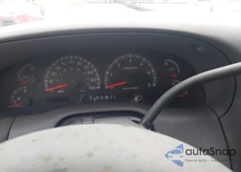 2001 Ford F-150 King Ranch Edition/Lariat/Xlt from USA, damaged, VIN 1FTRW08LX1KB35478